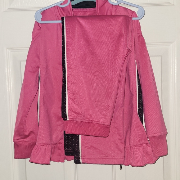 Girls track suit - Picture 4 of 6